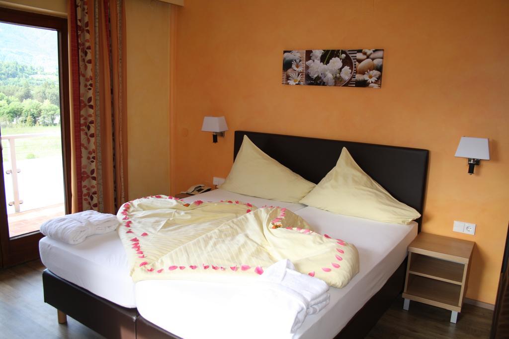 Vitalhotel Sonnblick Villach Quarto foto